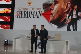 Pelatih Timnas John Herdman ungkap sudah berkomunikasi dengan Jay Idzes dkk sejak Natal