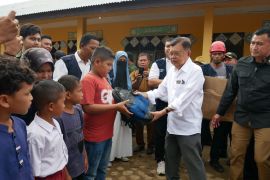 PMI alokasikan alat sekolah motivasi siswa Aceh yang terdampak bencana