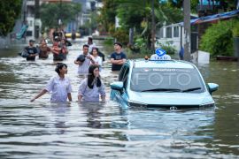 Foto: Banjir rendam permukiman di Kabupaten Tangerang