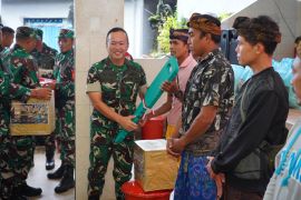 Pangdam Udayana serahkan kunci 10 rumah hasil renovasi di Buleleng