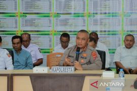 Polresta Pulau Ambon gandeng Kodim patroli besama cegah warga konsumsi miras