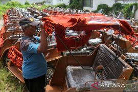 200 becak listrik bantuan Presiden disalurkan ke pengemudi di Banyuwangi