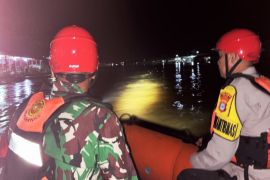 Anak santri dilaporkan tenggelam, Tim SAR lakukan pencarian di Sungai Martapura