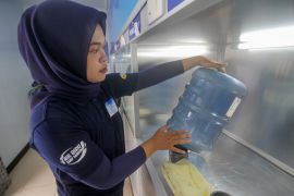 Peluncuran kontainer Biru di SPBU