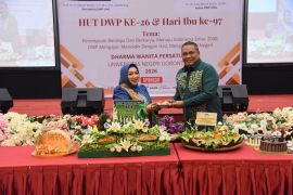 DWP UNG rayakan HUT ke-26 dan hari ibu dengan visi Indonesia emas 2045
