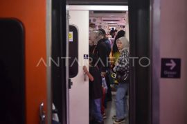 Jumlah penumpang kereta api selama 2025 di Padang Page 2 Small