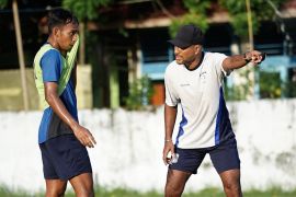 Persiba tunjuk Leo Tupamahu sebagai pelatih gantikan Nasuha