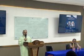 Intelektual India soroti prinsip non-kekerasan di aparat penegak hukum