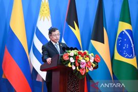 Presiden Petro sebut Amerika Latin butuh persatuan, bukan rudal