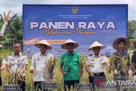 Lapas Muara Bulian bersama Kanwil Kemenkumham Jambi gelar panen raya