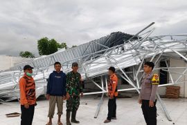 BPBD Situbondo: Belasan rumah porak-poranda diterjang puting beliung