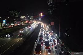 Arus Tol Dalam Kota ramai jelang libur panjang Isra Mikraj