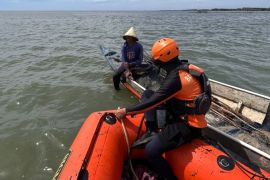 Nelayan lansia dilaporkan hilang di laut ditemukan selamat