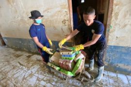 Taruna Poltekpin bersihkan lapas, rumah dinas, dan sekolah di Aceh