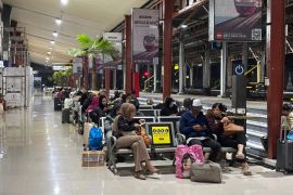 KAI sampaikan permohonan maaf atas gangguan perjalanan kereta api di jalur Pantura