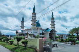 Pemkab Lombok Timur kucurkan Rp10 Miliar untuk pengembangan Masjid Selong