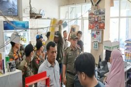 Satpol PP Sulbar sosialisasi soal penegakan perda peredaran rokok ilegal di Pasangkayu