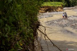 Sumbar butuh anggaran Rp21 triliun untuk penuhi kebutuhan pascabencana