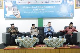 Bank Kalsel sasar pesantren perkuat literasi dan inklusi keuangan