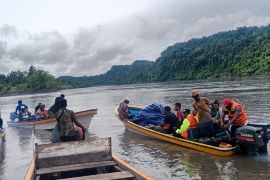 Tim SAR gabungan temukan korban perahu tenggelam di Sungai Mamberamo