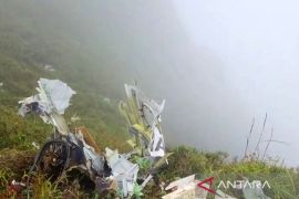 Tim SAR dikerahkan ke Bulusaraung, ada temuan serpihan pesawat