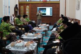 Dikunjungi DMI NTB, Pengelola Masjid Al-Akbar Surabaya tegaskan 80 persen pendanaan mandiri