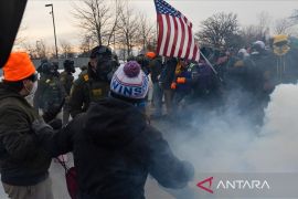 Ribuan massa protes penempatan agen ICE di Minneapolis