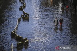 Sebanyak 37 RT dan 12 jalan di Jakarta terendam banjir