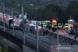 Korban tewas kecelakaan kereta di Spanyol bertambah jadi 42 orang