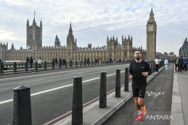 Sejumlah pejabat khawatirkan ketergantungan pertahanan Inggris terhadap AS