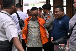 Sidang perdana eks Wamenaker Immanuel Ebenezer terkait kasus pemerasan K3