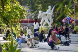 Taman rekreasi keluarga ramah anak di Padang Page 2 Small