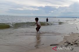 BMKG ingatkan petambak Kaltim waspadai pasang laut 2,7-2,9 meter