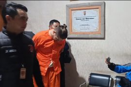 Buronan red notice Rumania nikahi WNI kabur ke Bali