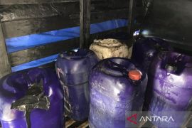 Polda Bengkulu tangkap tiga tersangka penyalahgunaan BBM biosolar