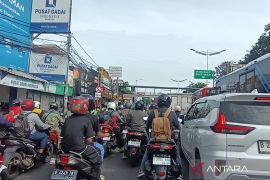 Pengendara keluhkan macet panjang di Jalan Otista Jaktim