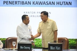 Imbas bencana hidrometeorologi di Sumatera, pemerintah cabut izin 28 perusahaan hutan di Aceh, Sumut, dan Sumbar