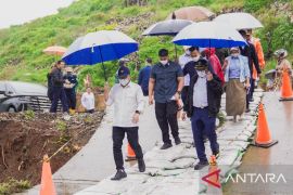 Zulkifli Hasan tinjau fasilitas "waste to energy" Bantargebang Bekasi