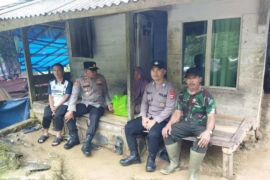 Polres Lebak salurkan bantuan sembako pada korban bencana alam