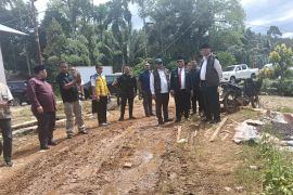 Pemkab Pasaman Barat usulkan pembangunan jalan alternatif ke provinsi