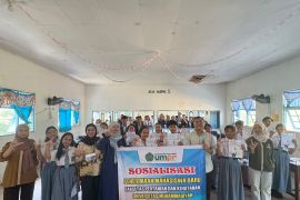 FAPERTAHUT UMPR sosialisasi pengelolaan lingkungan di SMAN 1 Kahayan Tengah