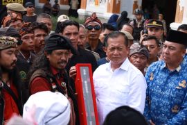 Laskar Sasak dukung kepemimpinan Gubernur NTB, Serukan supremasi hukum