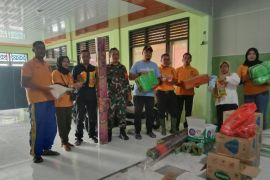 Dinsos distribusi paket bantuan ke 191 KK terdampak cuaca ekstrem di Mataram