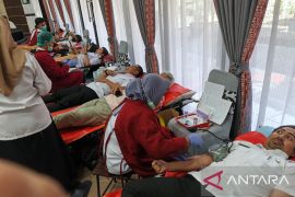 BPSDM Kalbar ajak ASN rutin donor darah