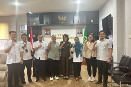 BPJS Ketenagakerjaan serahkan 140 SKK ke Kejari Manado