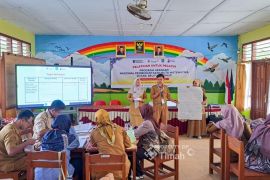 PT Timah gelar Gernas Tastaka bagi guru SD Belitung Timur