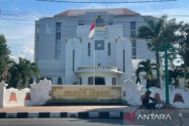 Pemkot Cirebon memprioritaskan pembenahan trotoar untuk kenyamanan warga