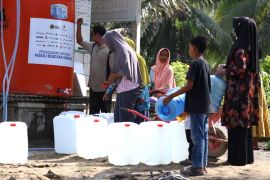 SKK Migas-Medco salurkan akses air bersih bagi korban bencana di Aceh