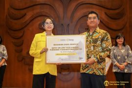 UI salurkan beasiswa dana abadi sebesar Rp1,4 miliar kepada 159 mahasiswa