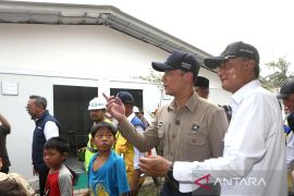 AHY: Pemulihan korban bencana sumatera harus dimulai dari rumah